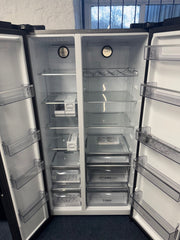 Grundig GSBSLM5FVPZ 580L American Style Fridge Freezer - Grey