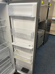 Beko ASGN542 American Style Fridge Freezer Non-Plumbed Water