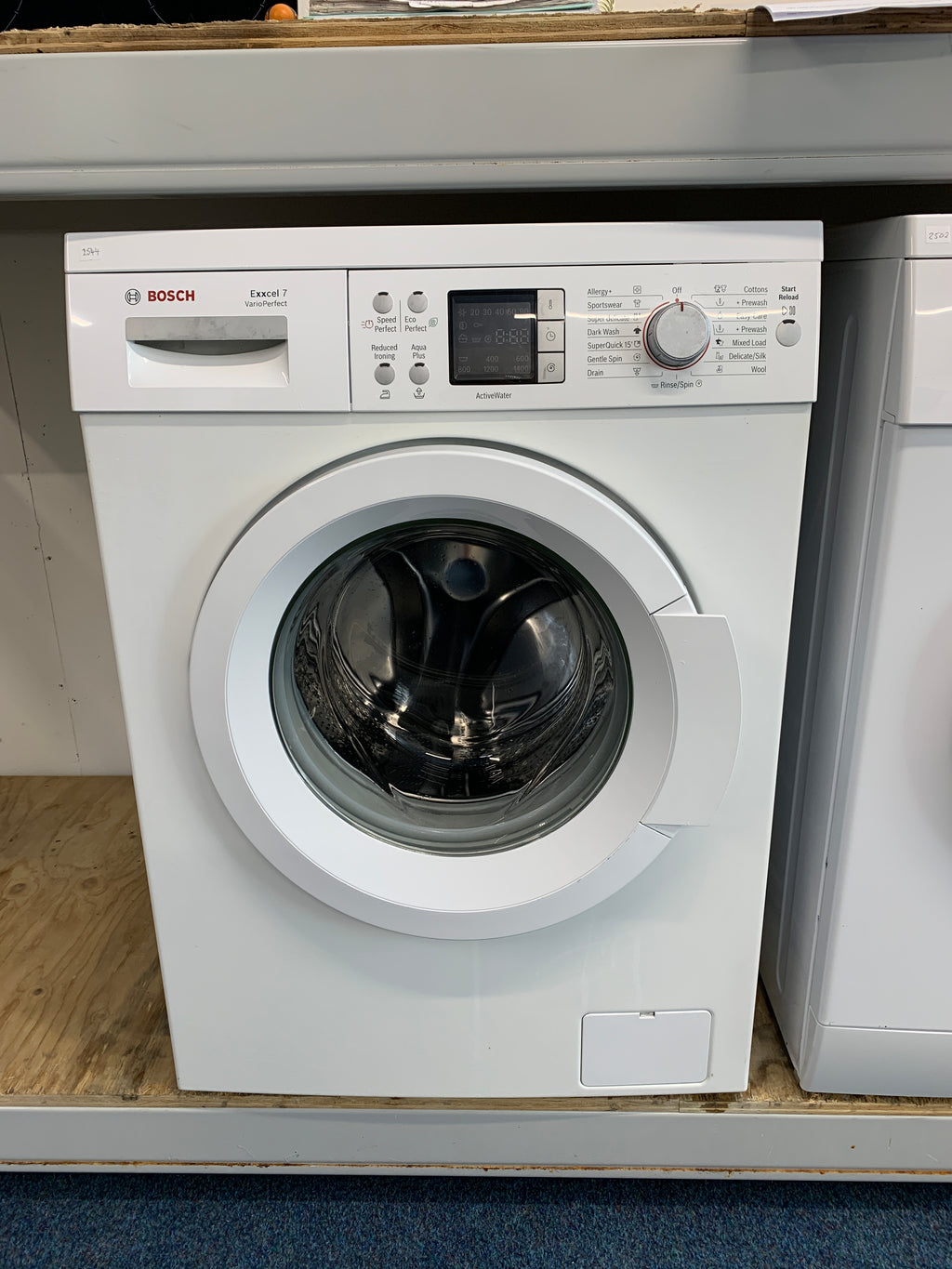 Bosch WAQ28460GB 7kg 1400rpm A+++ Rated Washing Machine White AWH